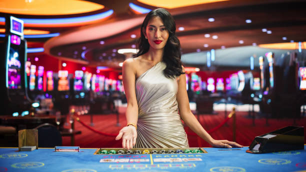 Baccarat Girl in WOW88, Enjoy Live Casino Action with a Personal Touch